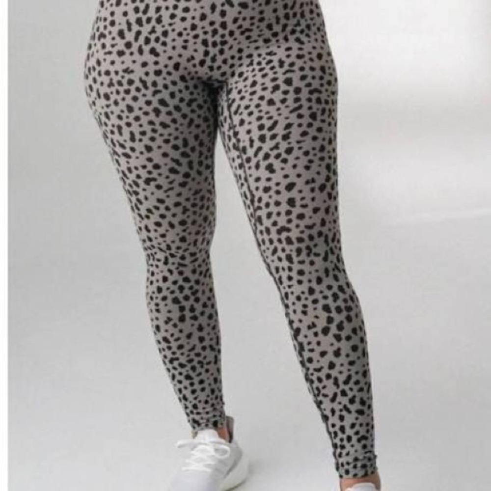 Balance Athletica/Vitality Ascend Legging in color way Snow Leopard